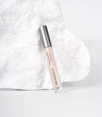 Madara Leuchtender perfektionierender Concealer Nr. 25 Latte, 4 ml - die Naturcosmetic